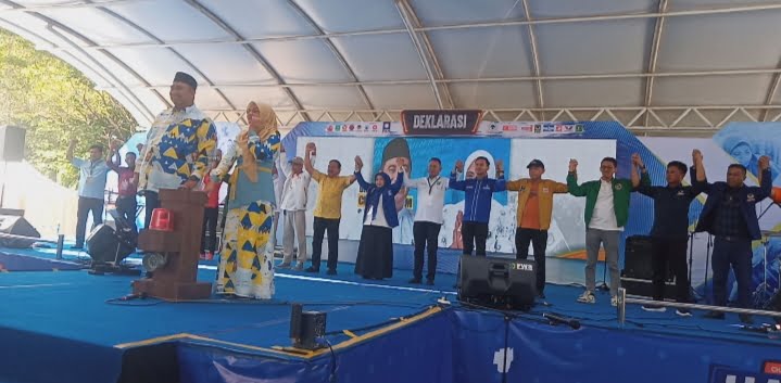 Pasangan Bupati Dan Wakil Bupati Maros, Chaidir Syam – Suhartina Bohari, Resmi Mendeklarasikan Untuk Maju Dalam Pemilihan Kepala Daerah (Pilkada) 2024