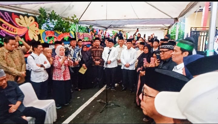 Wakil Menteri Agama RI Bersama Sekjen Melepas Jenazah Almarhum H.Muh.Tonang,S.Ag.M.Ag