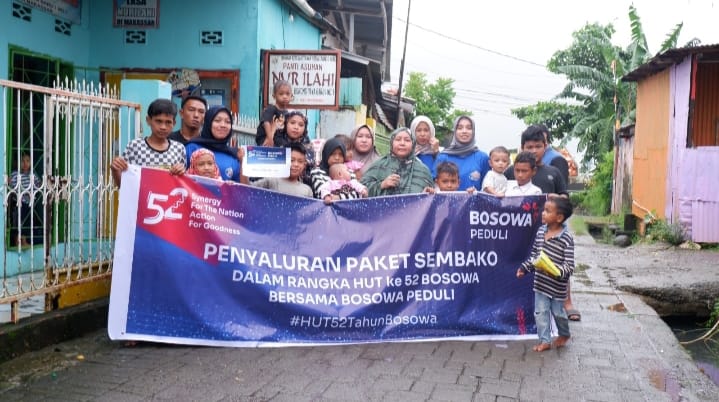 Bosowa Peduli: Jadi yang Pertama Salurkan Paket Bantuan untuk Korban Banjir Makassar