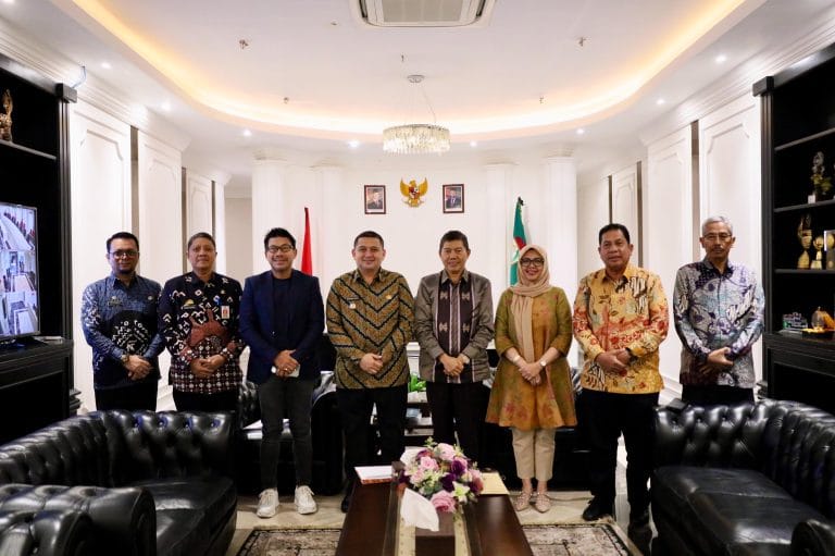 Wali Kota Makassar Dukung Pelaksanaan PSBM dan Mubes ke-12 KKSS Makassar