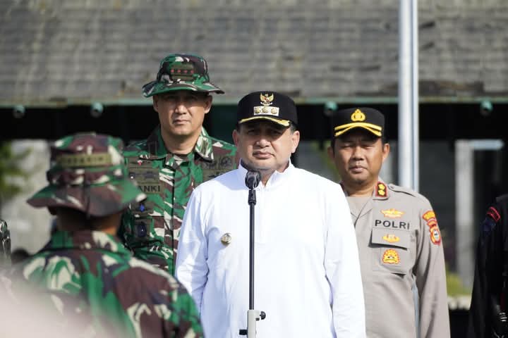 TNI Turun Tangan, Dandim 1408/Makassar Gagas Aksi Bersih Pasar, Wali Kota Pimpin Langsung