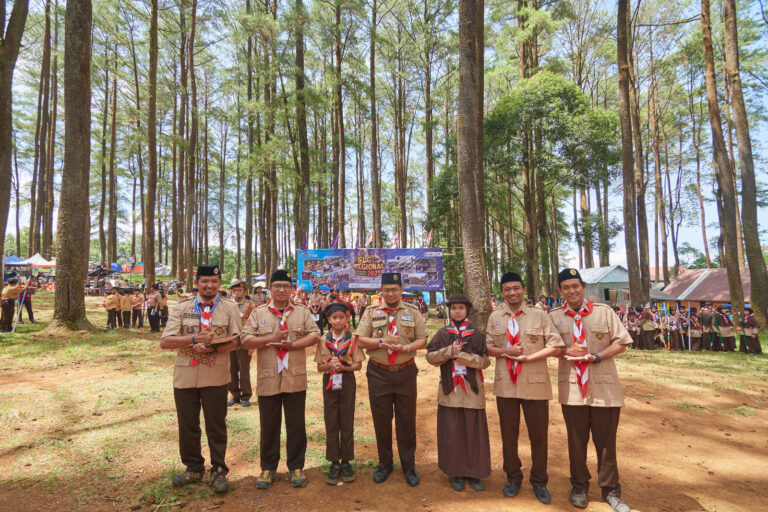 Perwakilan 7 Kwarcab Pramuka Hadiri Pembukaan Scout Leadership Camp IV 2025 di Malino