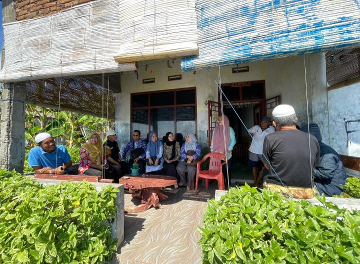 Monitoring dan Bantuan Tambahan untuk Budidaya Udang Vaname di Pulau Barrang Lompo