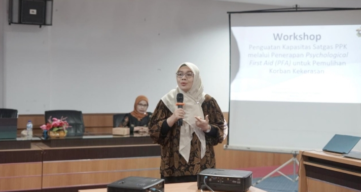 Unhas Perkuat Kapasitas Satgas PPK melalui Workshop Psychological First Aid