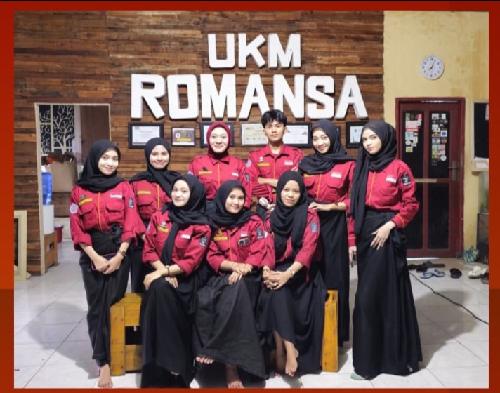 MAHASISWA STIM LPI TAMPIL DI PEMENTASAN NASIONAL “SUARA SUARA GELAP (DARI RUANG DAPUR) DI MUSEUM SIWALIMA AMBON