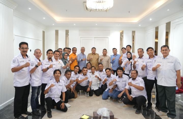 Wali Kota Makassar Dorong Pengurus KONI Kecamatan Perkuat Pembinaan Atlet Hingga Tingkat Sekolah
