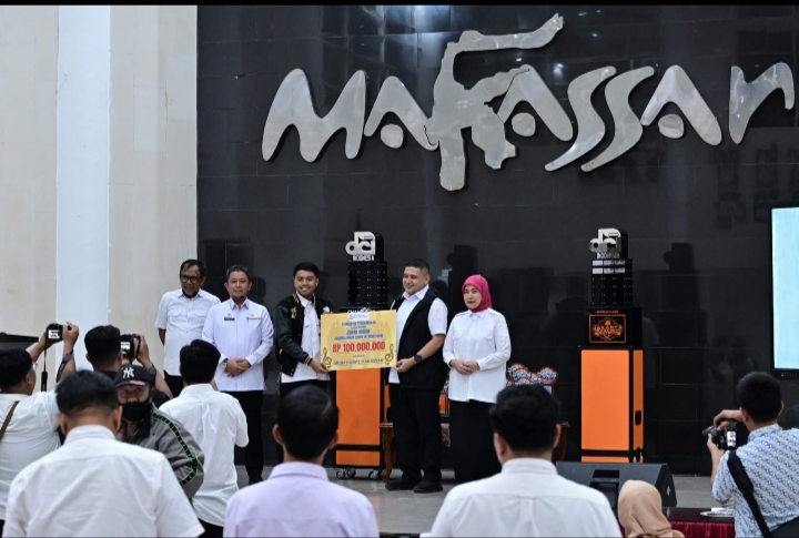 Borong 18 Piala JDCI 2025, Drum Corps Makassar Diganjar Hadiah Akhir Tahun Dari Wali Kota Munafri