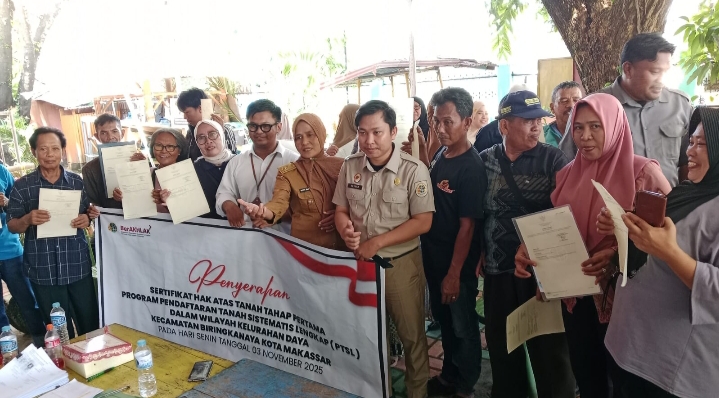 LSM dan Pemerhati Sosial Beri Apresiasi kepada Lurah Daya atas Integritas Pelayanan PTSL
