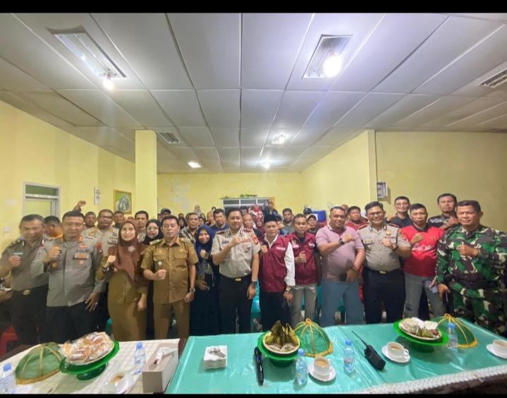 Tripika Kecamatan Biringkanaya Ngopi Kamtibmas Di kelurahan Bukung Bersama RT RW dan Tomas