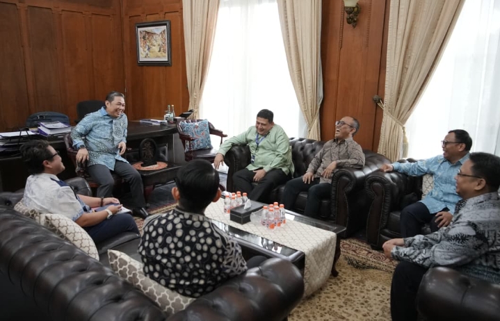 Kunjungi Kantor Kemenlu, Wali Kota Munafri Perkuat Diplomasi Pariwisata dan Maritim Lewat Kolaborasi
