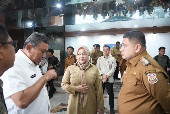 Hadiri Sosialisasi Kemendagri, Wali Kota Munafri Tekankan Transformasi Digital di Sektor Bantuan Sosial
