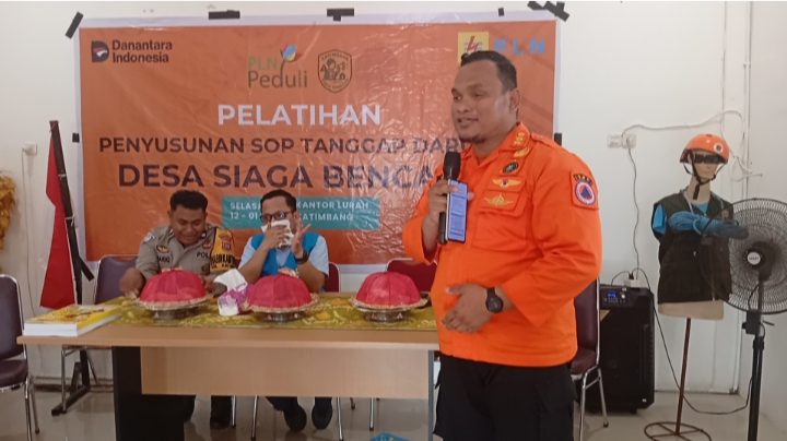 Perkuat Kesiapsiagaan, BPBD Makassar Beri Pembekalan pada Pelatihan SOP Tanggap Darurat Desa Siaga Bencana di Kelurahan Katimbang