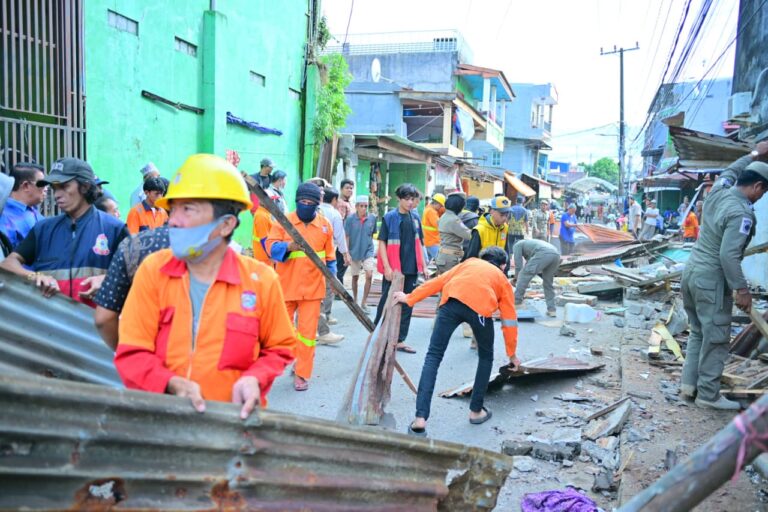 30 Tahun Berdiri di Atas Drainase, Lapak PKL di Maccini Gusung Akhirnya Ditata
