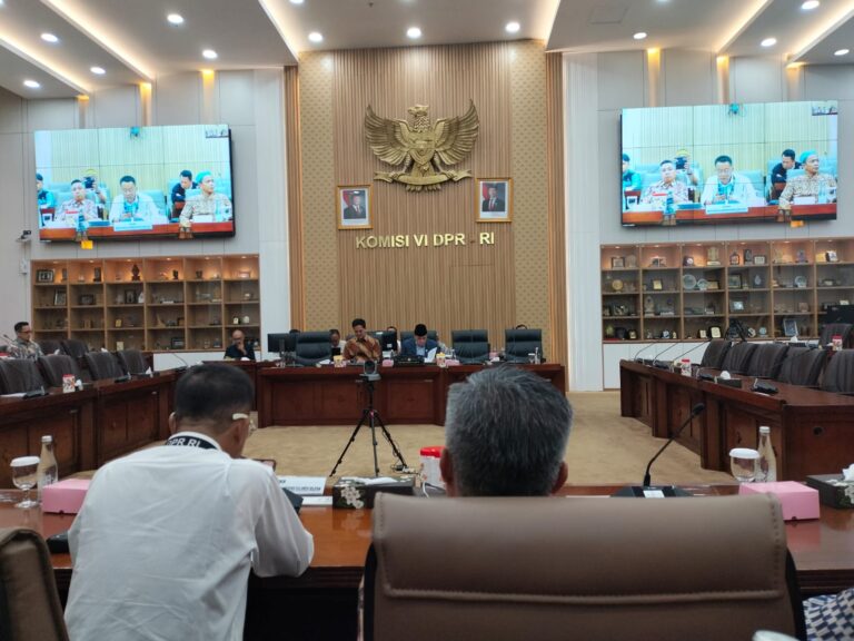 *Komisi VI DPR RI Tegaskan Moratorium Semen Harus Dikawal, Investasi Wajib Taat Hukum dan Berpihak pada Rakyat*