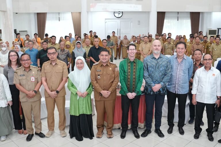 Munafri Raih Pengakuan Dunia, Program RISE Antar Kota Makassar Terima WRI Ross Center Prize 2025–2026