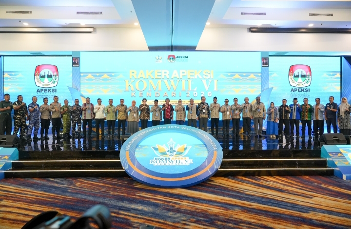 Aliyah Mustika Ilham Hadiri Raker APEKSI Komwil VI, Dorong Kolaborasi Penanganan Sampah Perkotaan