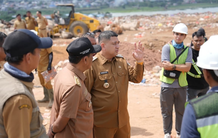 Munafri Tinjau Kolam Lindi TPA Antang, Air Limbah Diperkuat Cegah Pencemaran Lingkungan
