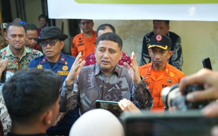 Wali Kota Munafri Turun Langsung Bawa Bantuan ke Lokasi Kebakaran di Tamalate, Pastikan Kebutuhan Terpenuhi