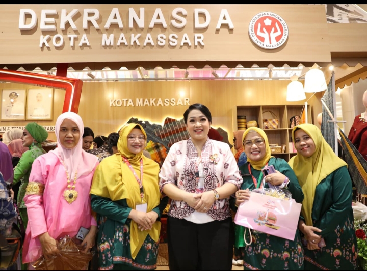 Produk UMKM Binaan Dekranasda Makassar Laris Manis, Hampir Ludes Diborong di Puncak HUT Dekranas ke-46