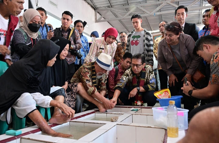 Aliyah Mustika Ilham Dampingi Menteri Kesehatan RI Tinjau Kompleks Kusta Jongaya, Perkuat Sinergi Penanganan Kusta
