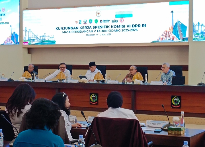 NH minta Semen Indonesia Group (SiG) Bangun Pabrik Kantong di Barru