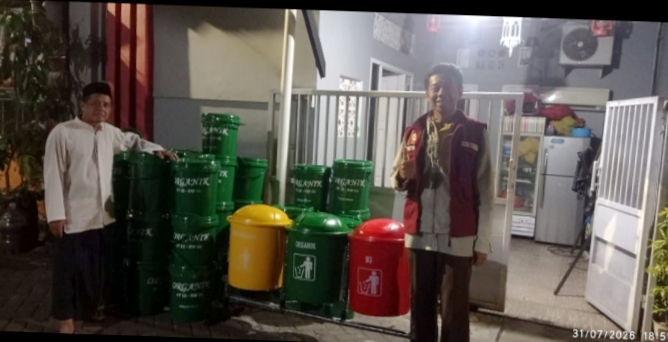 RT 10 RW 06 Berua Siapkan 50 Ember Pemilahan Sampah, Dukung Instruksi Wali Kota Makassar