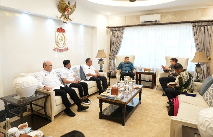 Dubes Singapura Temui Wali Kota Makassar, Kepala DPMPTSP Makassar Turut Dampingi Bahas Penguatan SDM dan Investasi