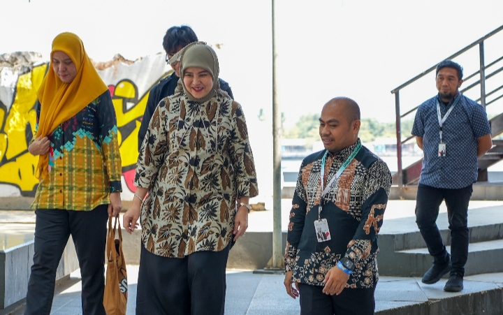 Pemkot Makassar Perkuat Ekosistem Digital UMKM melalui Create Smarter with AI Batch III