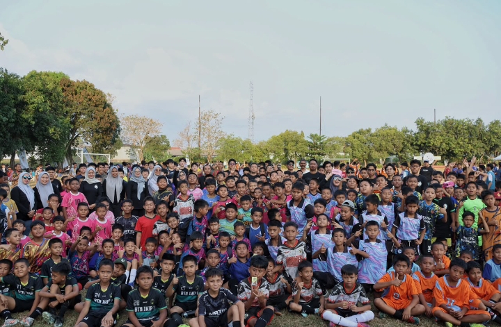 Kejuaraan Sepak Bola Antar Pelajar 2026 Dibuka, Dispora Makassar Dorong Pembinaan Talenta Muda