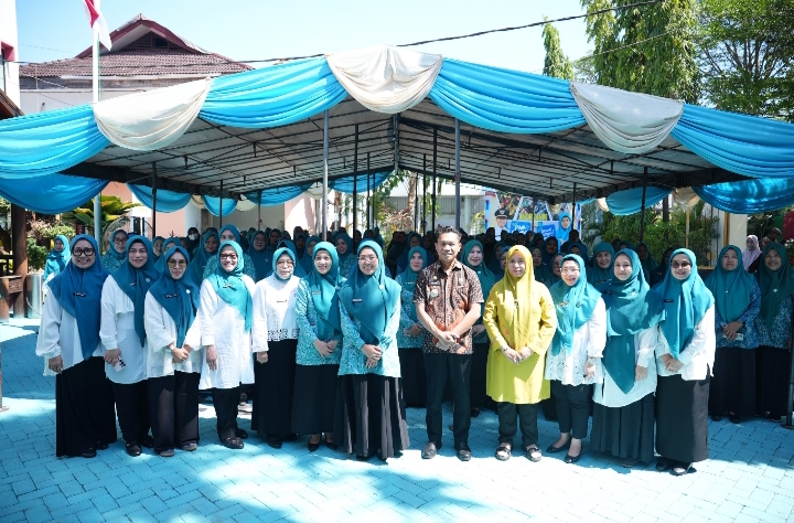SMEP di Kecamatan Tallo, Ketua TP PKK Makassar Apresiasi Gerak Cepat Kecamatan Perkuat Pengelolaan Sampah
