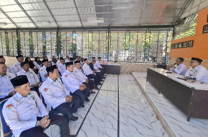 Perkuat Tata Kelola KUA, Kemenag Maros Tegaskan Transparansi Layanan dan Pendataan Buku Nikah