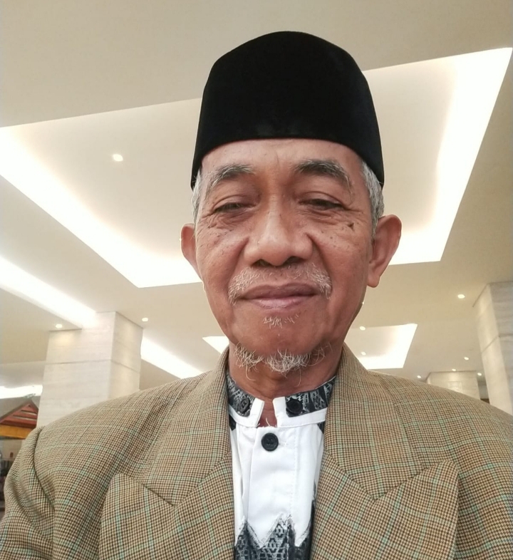 Maulid dan Kaddo’ Minynya, Merawat Tradisi dan Nilai Islam dalam Budaya Bugis-Makassar : Oleh Drs.KH.Muh.Nurullah.HD.M.Pd