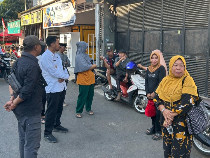 Pedagang Apresiasi Pendekatan Persuasif Lurah Daya Andika Agrianto