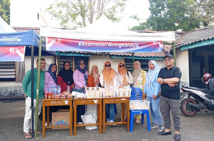 Stand UMKM Kelurahan Berua Turut Meriahkan Semarak Pesta Rakyat Kecamatan Biringkanaya