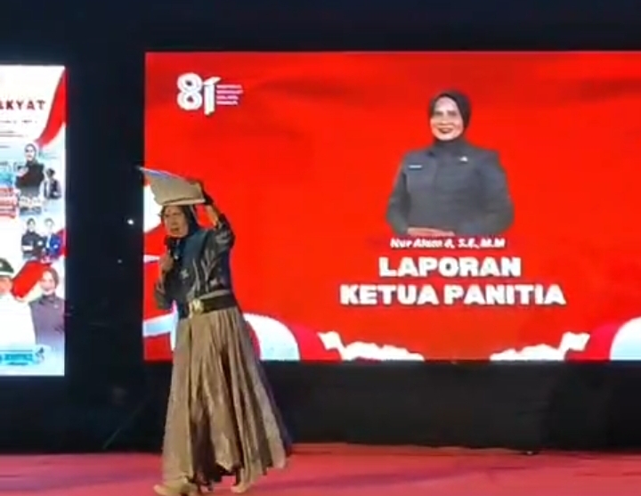 Nur Alam Apresiasi Dukungan Semua Pihak, Tampil Memukau Bersama Lansia Jempita Buntusu di Malam Pesta Rakyat HUT RI ke 81 Tingkat Kecamatan Tamalanrea