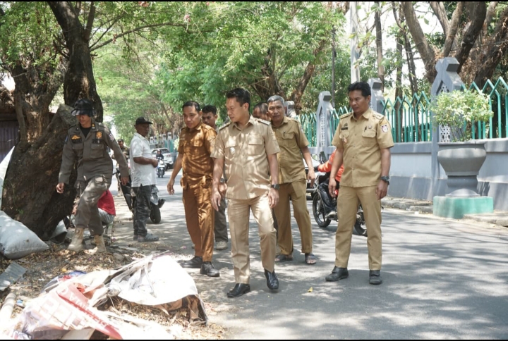 Penertiban Lapak PKL di Jl. Al Markaz Al Islami
