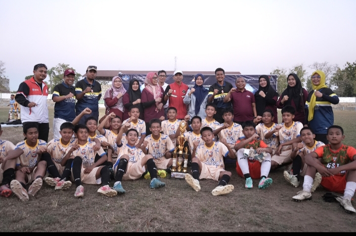 Dipimpin Kadis Achi Soleman, Prestasi Ganda Pelajar Putra-Putri Sabet Juara GSI Sulsel 2026