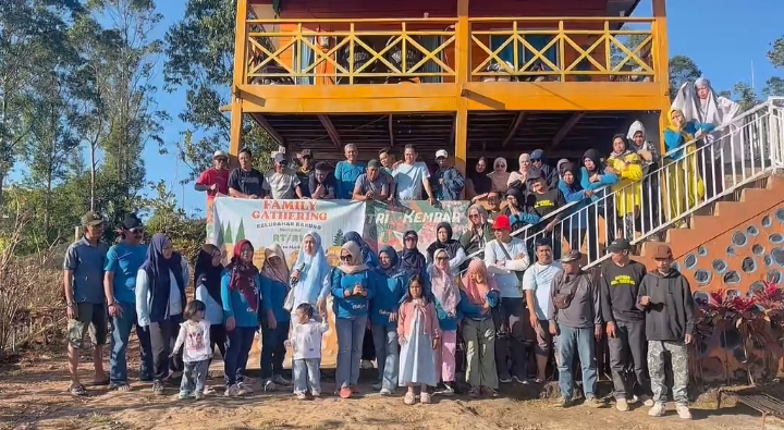 Family Gathering Kelurahan Bakung di Malino, Lurah Nani Handayani Bangun Kebersamaan Bersama Jajaran Staf dan RT/RW