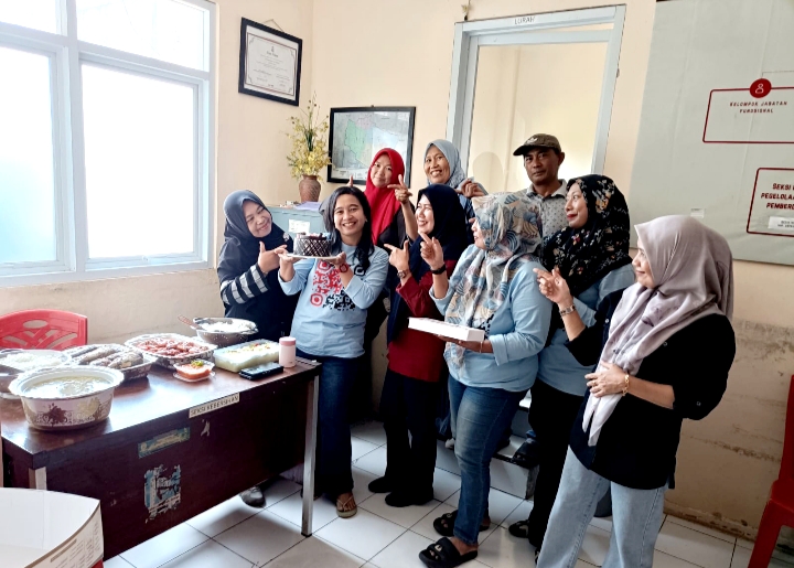 Memasuki Usia 38 Tahun, Lurah Paccerakkang Dapat Kejutan dari Jajaran