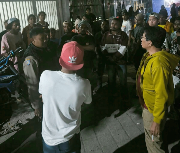 LURAH KATIMBANG BERSAMA BHABINKAMTIBMAS TURUN LANGSUNG TINDAK LANJUTI ADUAN WARGA TERKAIT KEBISINGAN MUSIK DI BTP